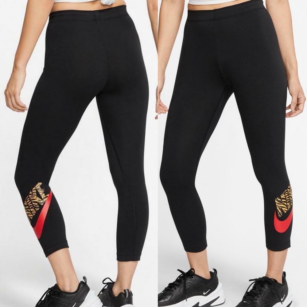 Nike Leg-A-See Red Swoop Zebra Logo Ankle Crop Leggings size XS Capri